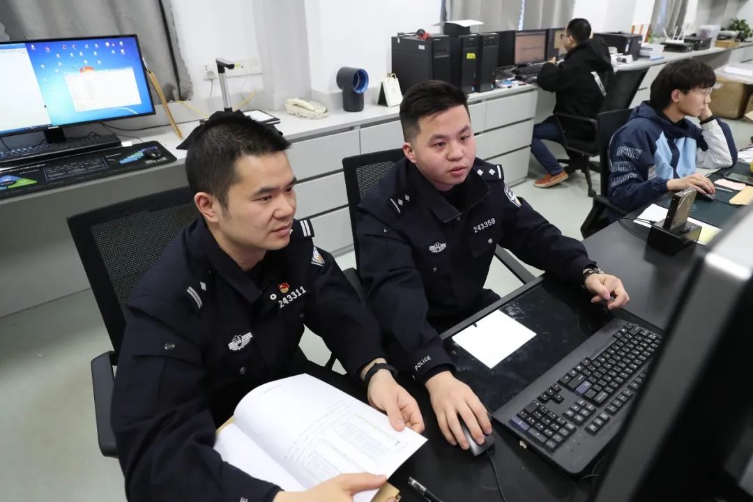 和平精英发卡网_和平精英cdk发卡平台_和平精英辅助低价发卡网稳定
